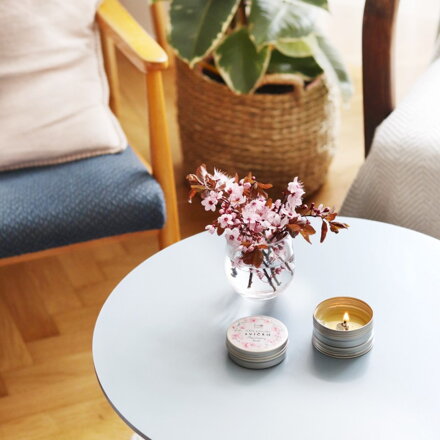 Extravagantně přírodní svíčka - Třešňový květ