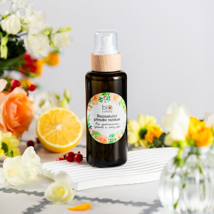 Rozjasňující přírodní tonikum (pro sjednocenou, zářivou a svěží pleť)